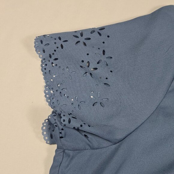 Mikarose Blue Eyelet Hem Short Sleeve Blouse Women’s XXL Modest Feminine Top - Picture 10 of 12